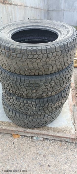 Автошины зимние не шипованные б/у