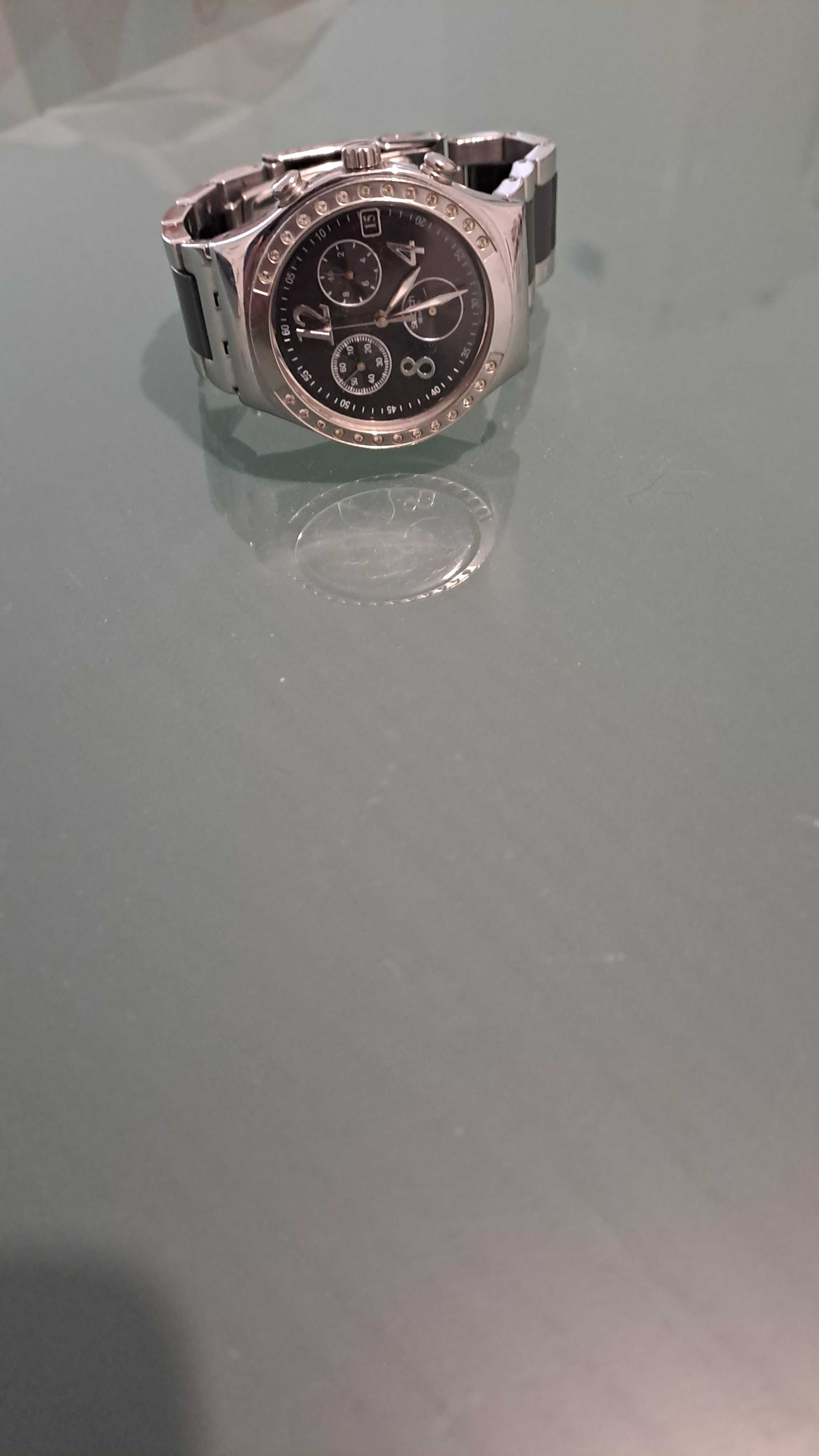 Чесовник swatch  става  за мъж и за жена