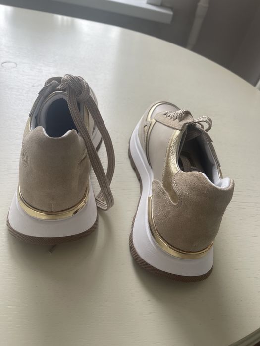 Кроссовки женские турецкие