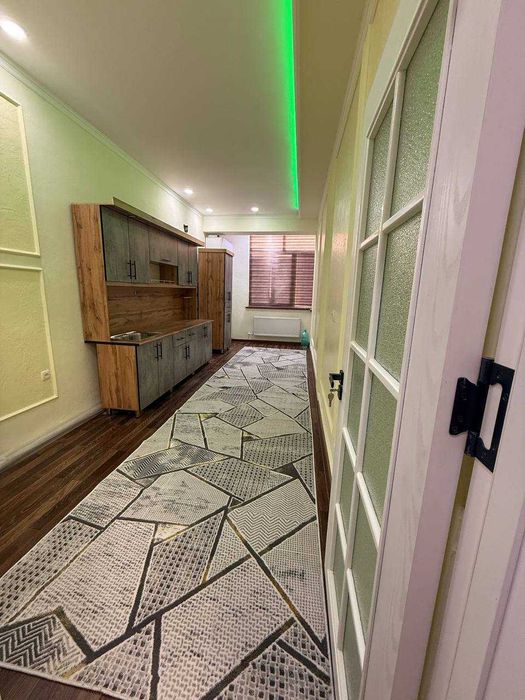 Продаётся 3х комн квартира на 3 этаже Ор-р  6 микрорайон Омад