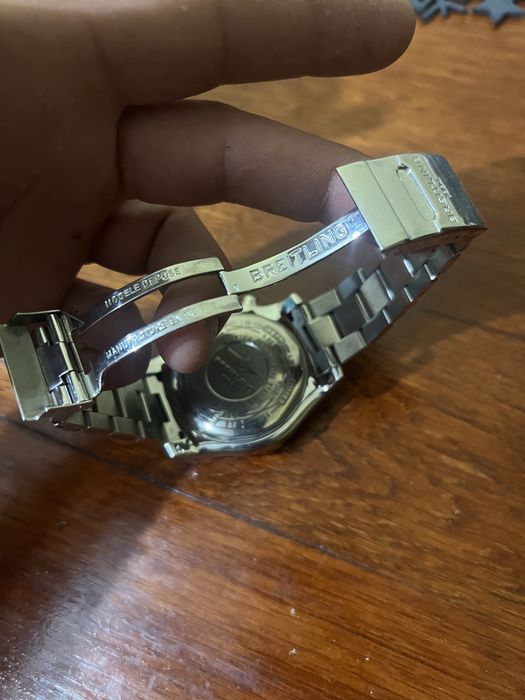 Breitling super avenger ll