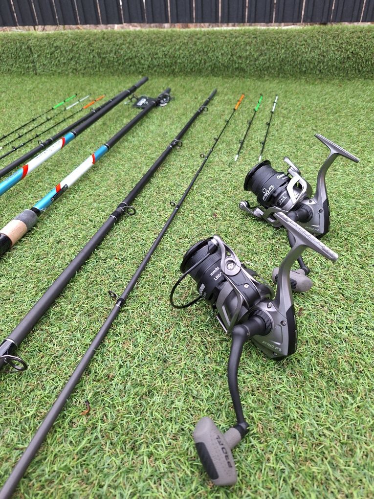 Set 2 lansete Pro FL Royal Feeder 3.9m  plus 2 New Pro Fl LA 5000