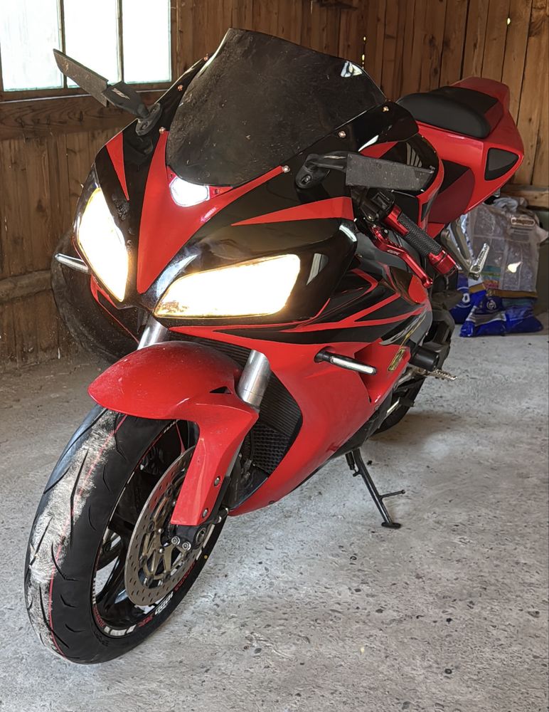 Honda CBR 1000 RR FireBlade