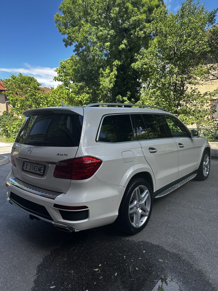 Mercedes GL 550/Amg line/On-Off Road packet/ Нови вериги