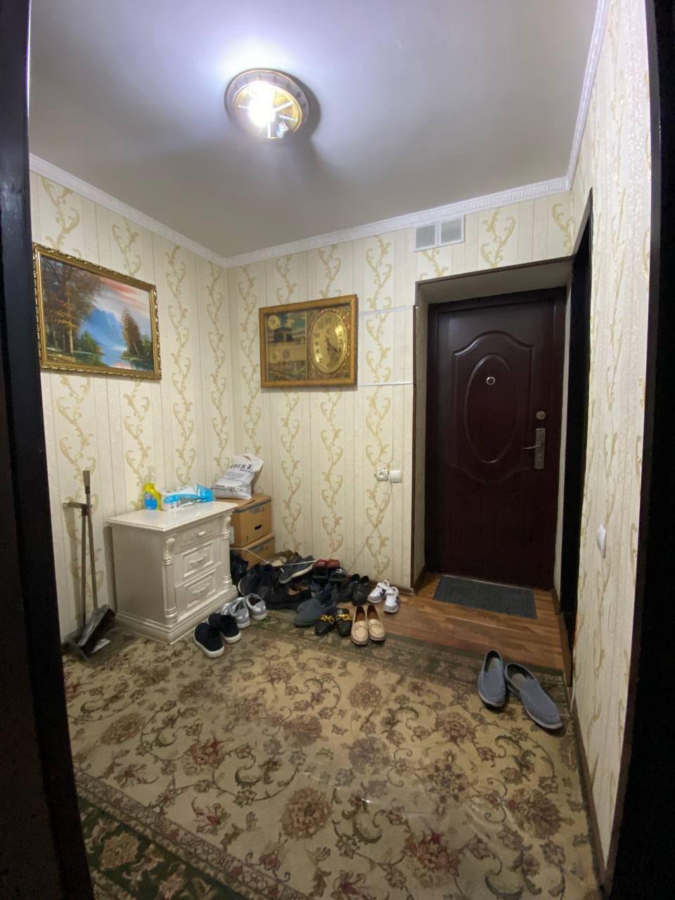 Чиланзар-9. 3/1/4. 2-6 балкон срочно, Чиланзарский район