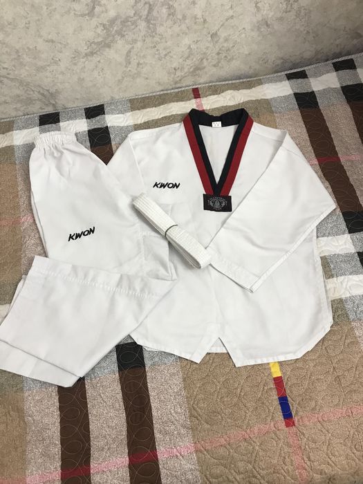 Taekwando forma yangi