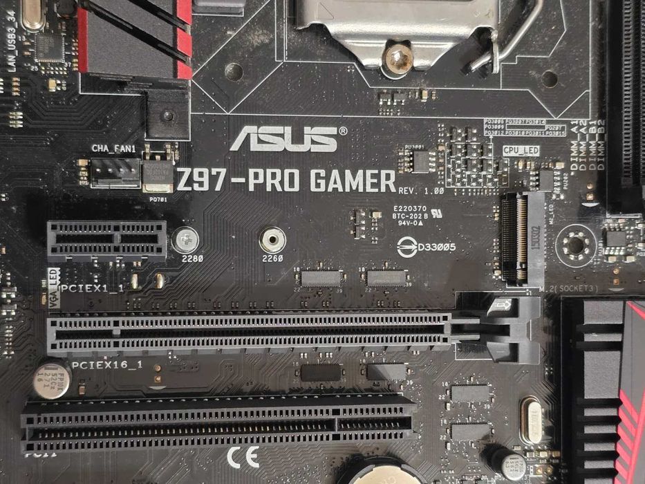 Placa de baza ASUS Z97-Pro Gamer, Socket 1150, DDR3 + procesor I3 4130