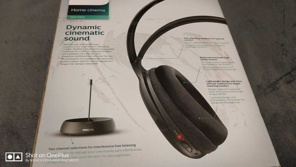 Casti wireless Philips Home Cinema SHC5200