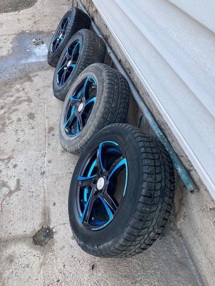 Автошины с титановыми дисками
