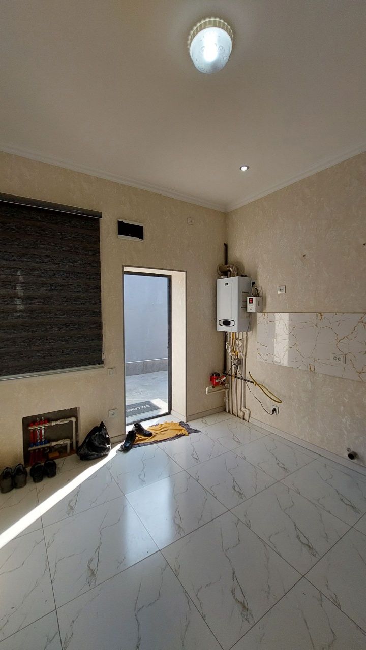 1 ком. квартира, 1-этаж.. Кирпич. 32 м². Старые Сергели (Eski Sergeli)