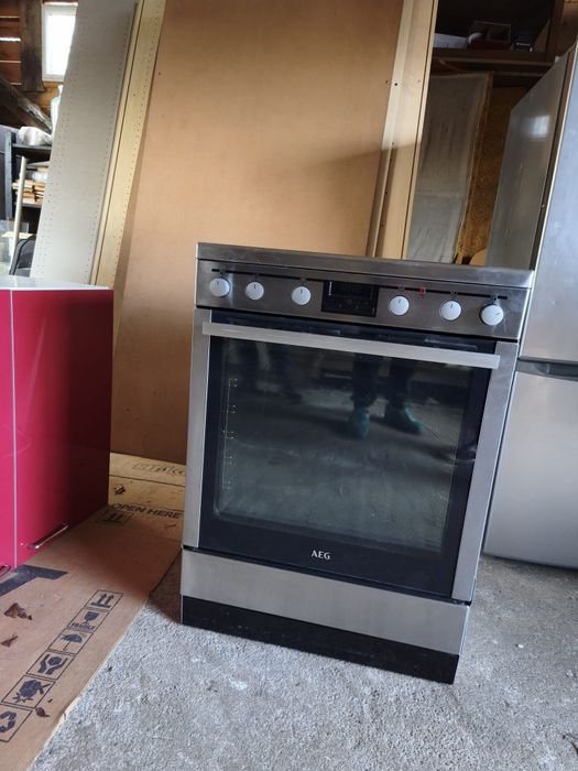 Aragaz cu plită electrică