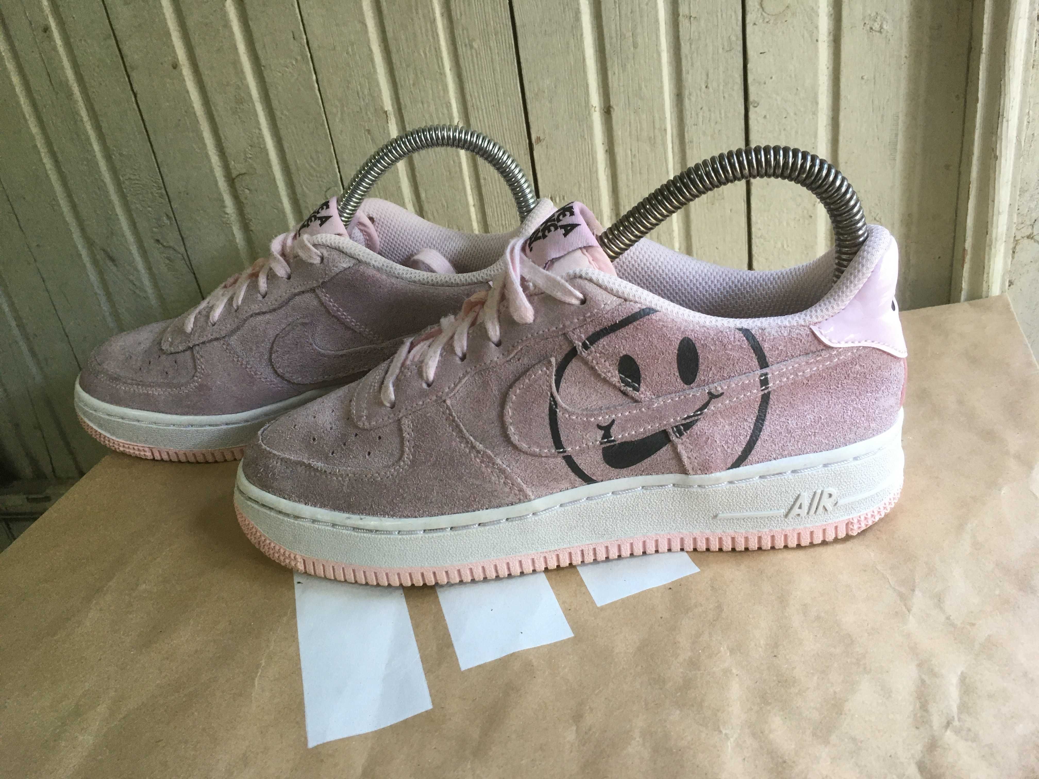 ''Nike Air Force One 1 LV8 HAVE A NIKE DAY''оригинални маратонки 37.5