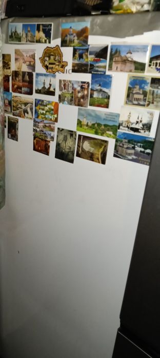 Vând congelator cu sertare