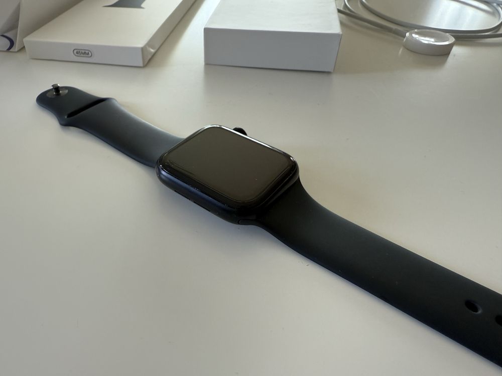 Apple Watch SE2 44m Midnight