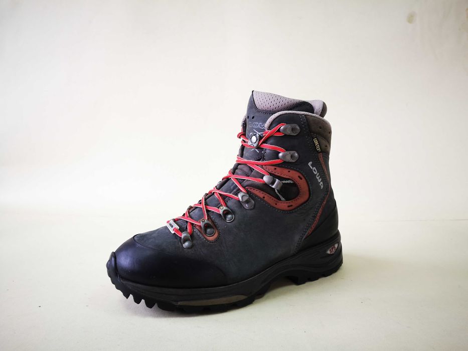 Bocanci piele ghete munte dama 37 38 LOWA Goretex - Impermeab Ca NOI