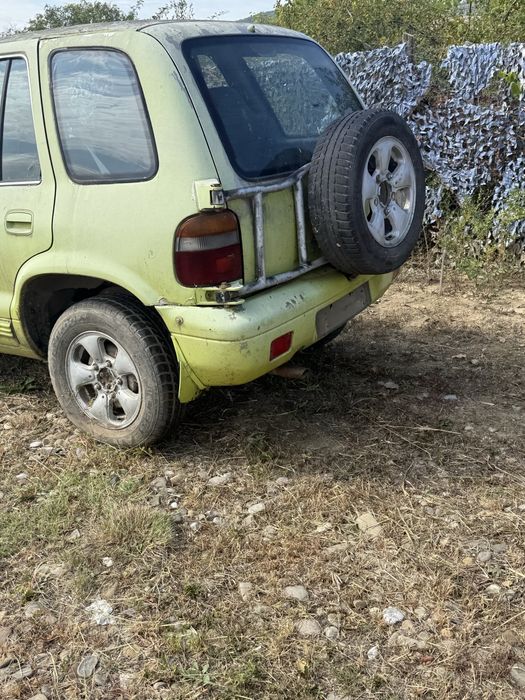 Dezmembrez kia sportage 1