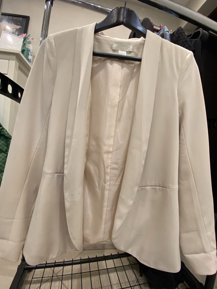 Блейзър H&M бежов