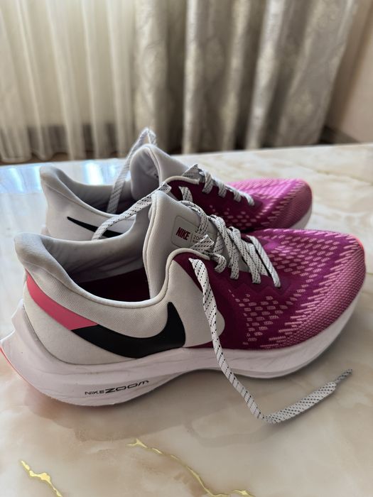 Nike маратонки топ състояние