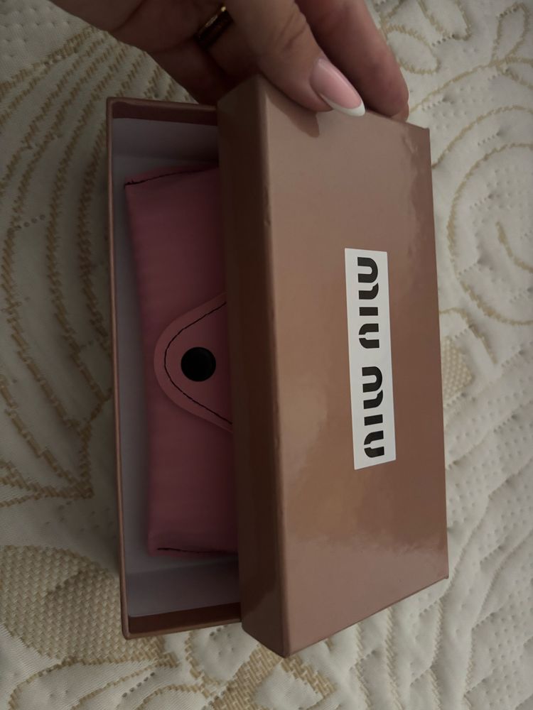 Miu Miu слънчеви очила
