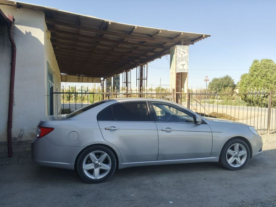 Э  п и к а автомабил