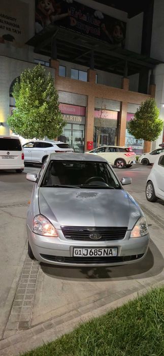 Lada Priora хэтчбэк 2008 г. | После капремонта | Хорошее состояние.