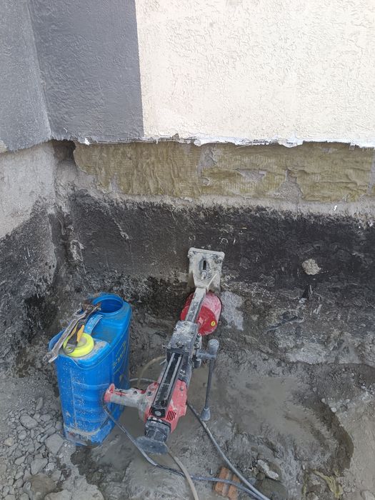 Тешик тешиш ва битон бузиш хизмати текор