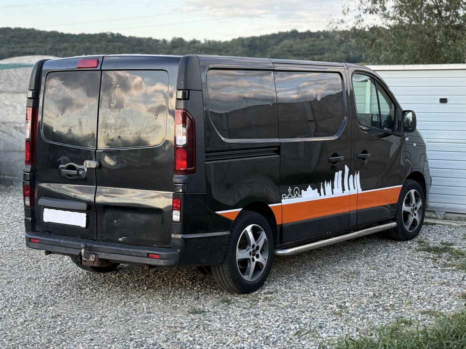 Opel Vivaro 2015 - 1.6 CDTI - 120 CP - A/C - Jante / Praguri
