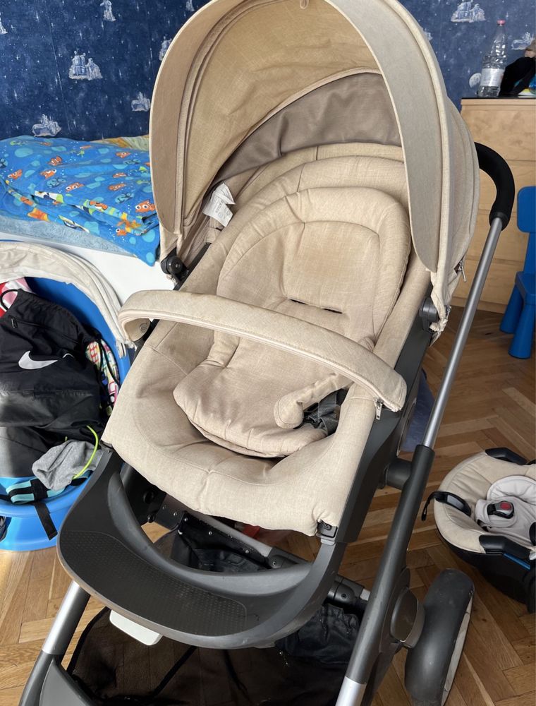 Бебешка количка Stokke Crusi