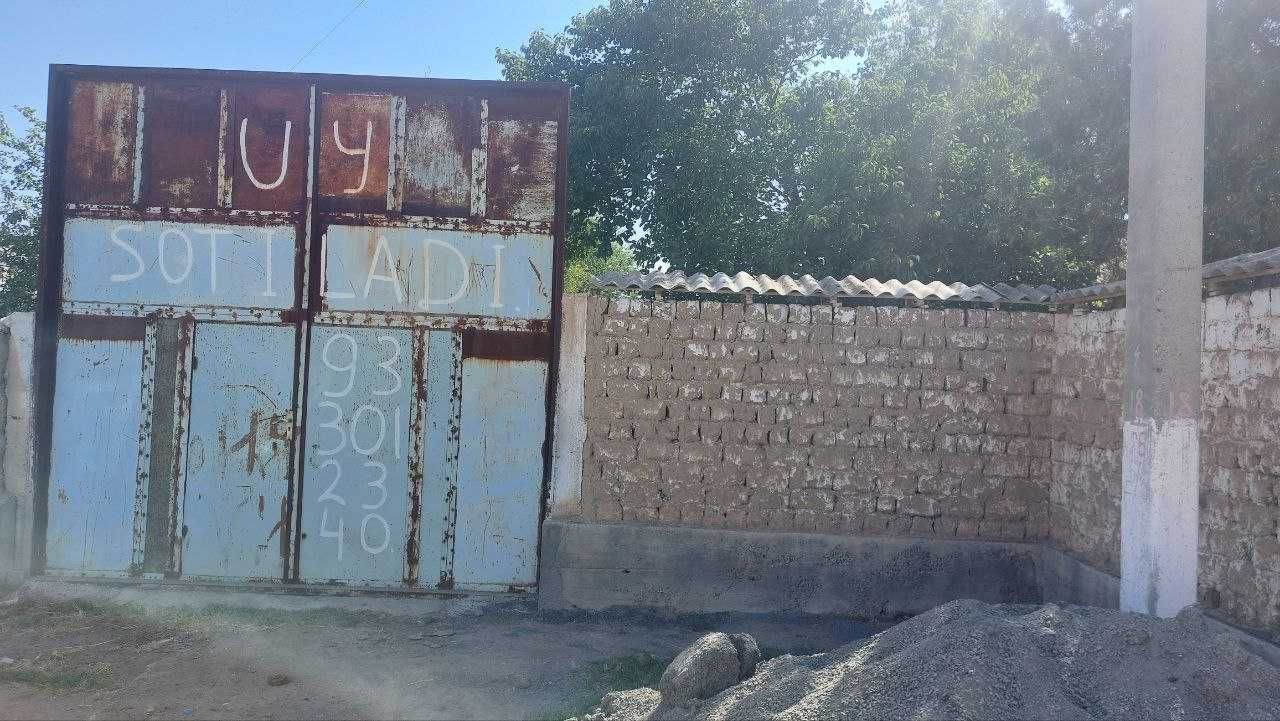 Коттедж сотилади -14 сотих Зарбдор туман Бустон шахарчаси