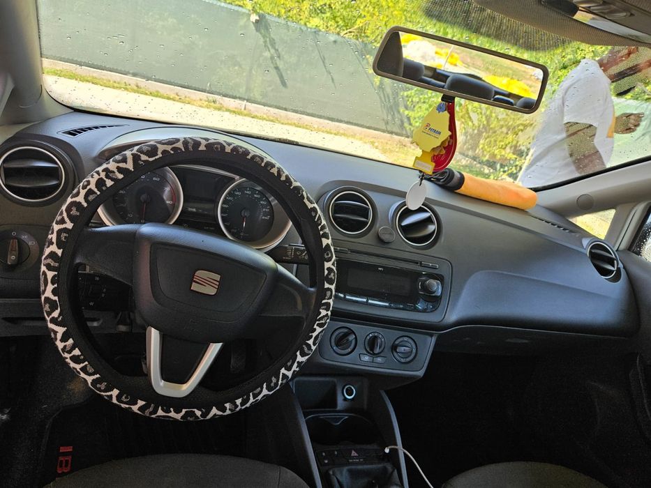 Vând Seat Ibiza 1.2 benzina
