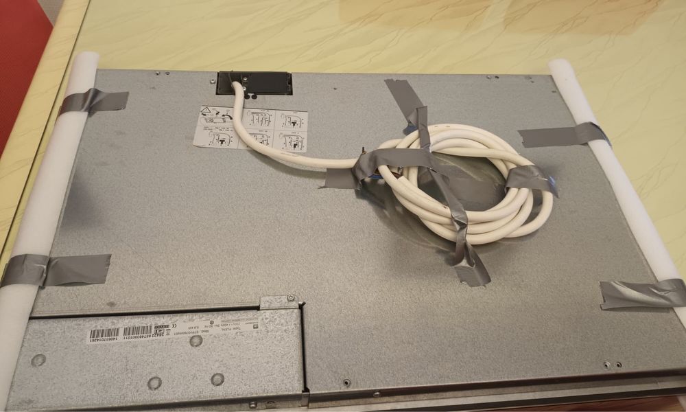 Plita electrica pe inductie Bauknecht noua (nu Bosch, Beko etc)