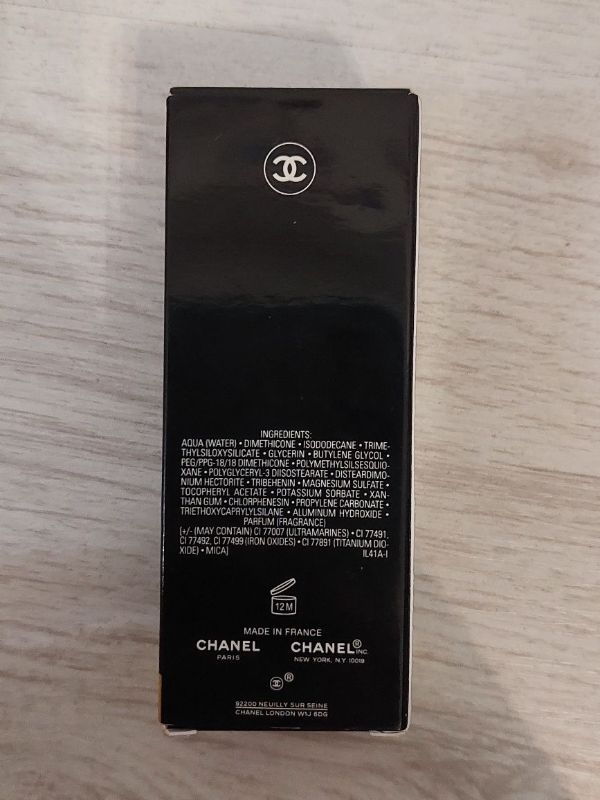 Фон дьо тен CHANEL B30