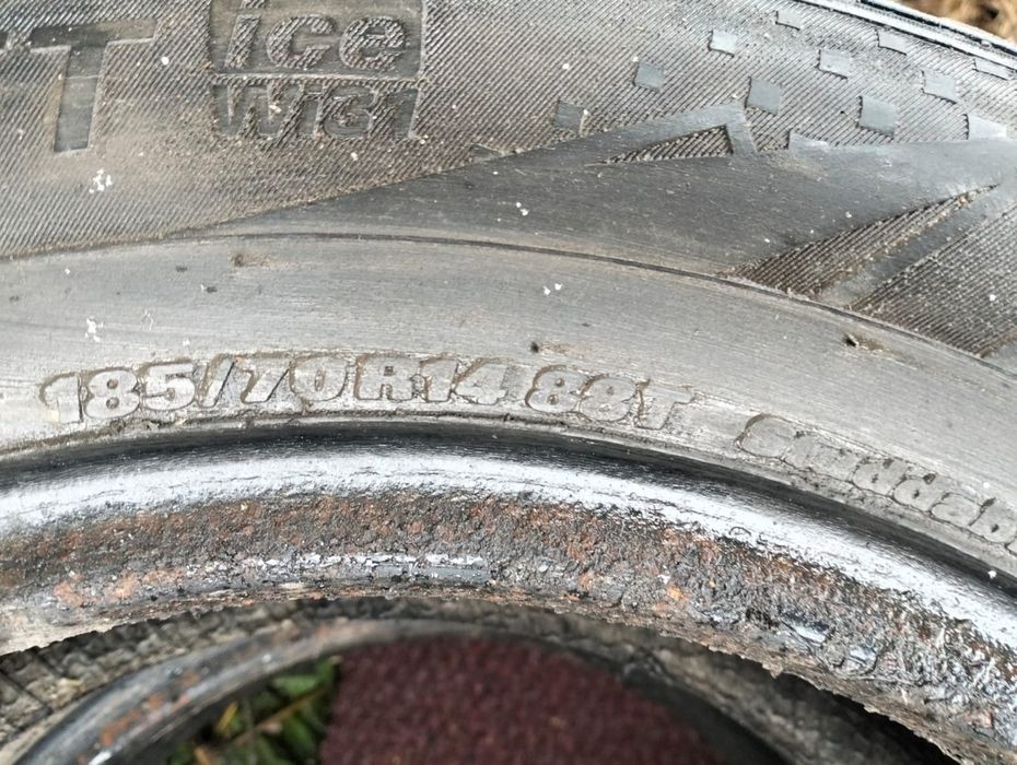 Резина всезезонка б/у