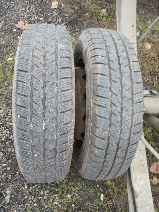 Roti cauciucuri iarna ford transit pe dublu 185/75R16C