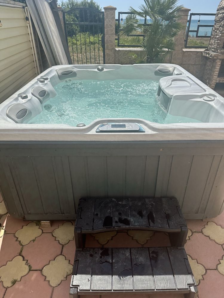 Vand jacuzzi de exterior