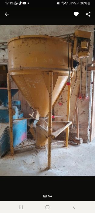 Amestecator malaxor mixer furaje