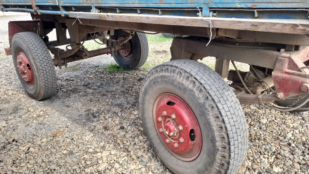 De vanzare remorca auto