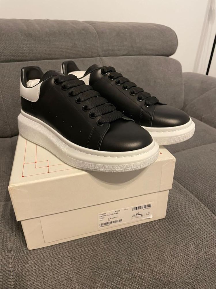 Adidasi Alexander Mcqueen masura 42