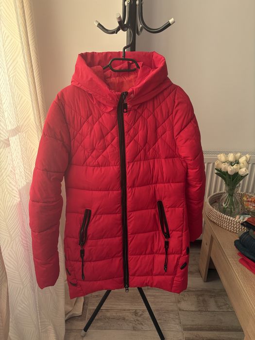 Geaca iarna cu gluga