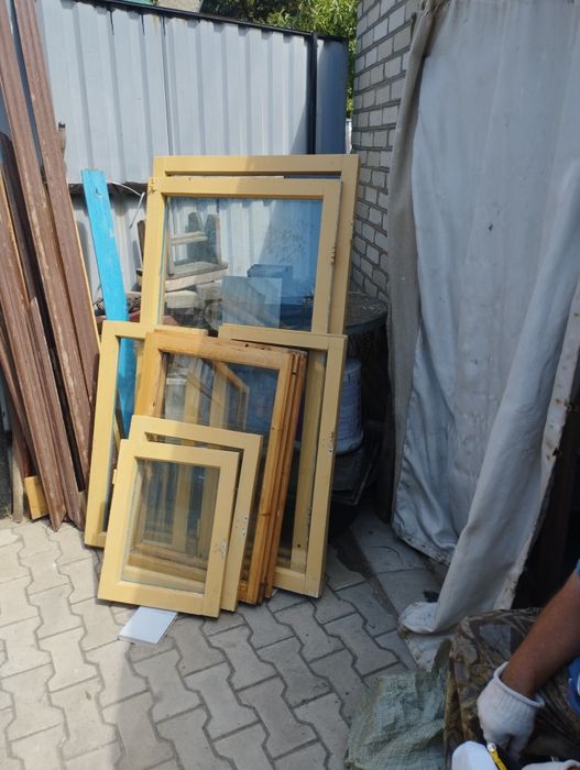 Оконные рамы , деревянные  110х140, остекленные, самовывоз