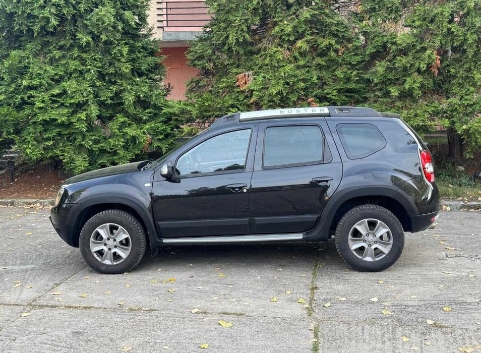 Vând Dacia Duster 4x4