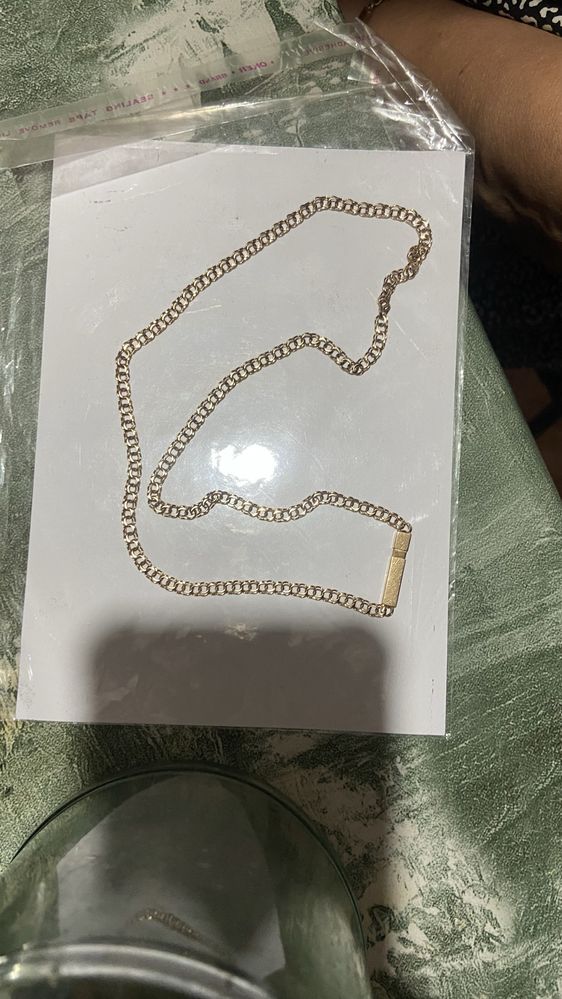 Продам золотую цепочку