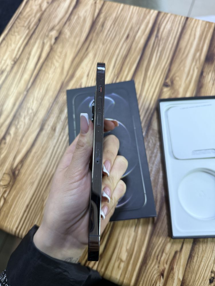 iphone 12 pro, iphone 12 pro max