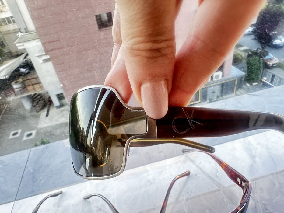 Ochelari de soare CK si Ralph L, adusi din Italia