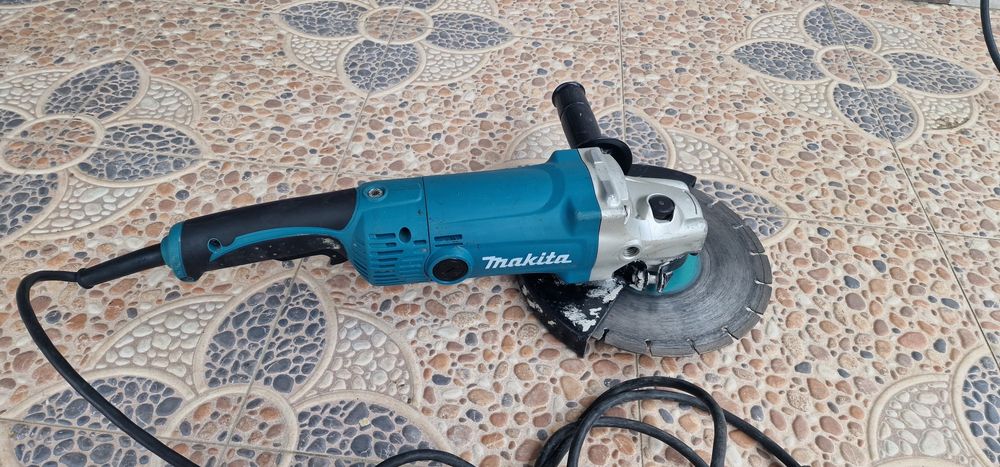 Ъглошлайф Makita GA9050R 230мм