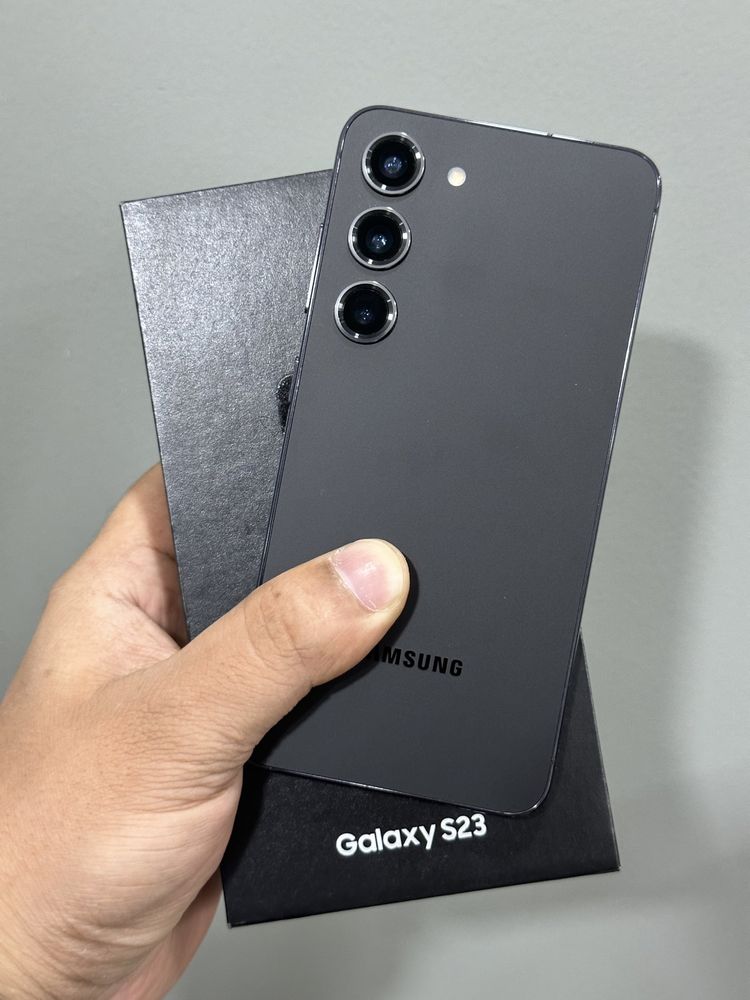 Samsung s23 128gb, phantom black, stare ca nou, folosit 2 saptamani