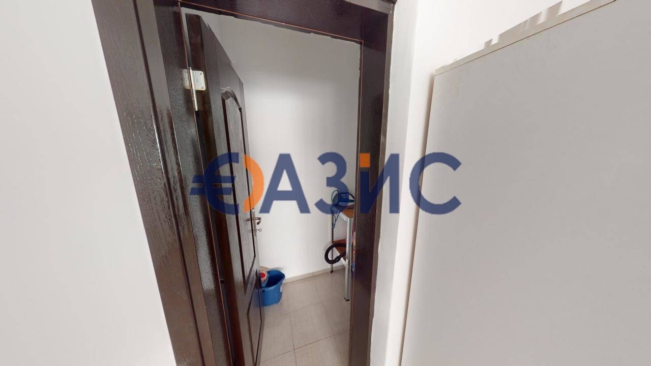 Продава се Тристаен апартамент в с. Кошарица, Област Бургас - 96 кв.м за 1000 €/кв.м - Снимка #13