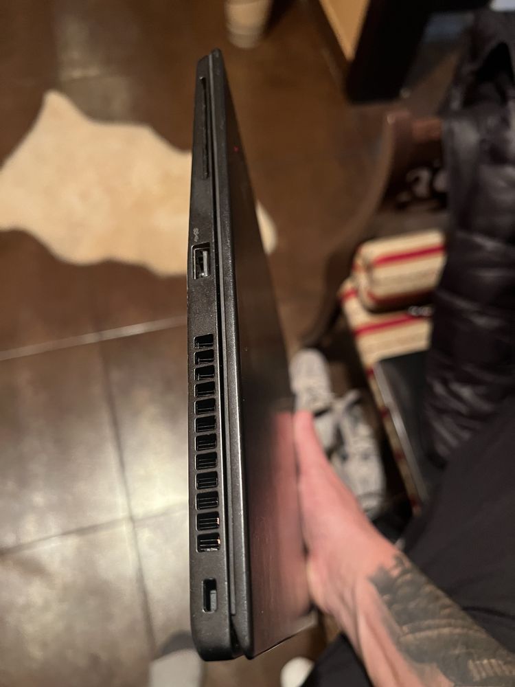 Lenovo i5 500gb(16 ram)