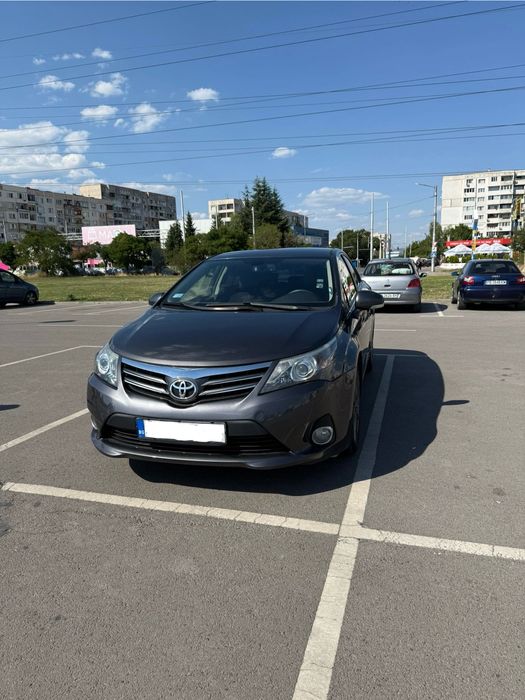 Toyota Avensis 2012г.