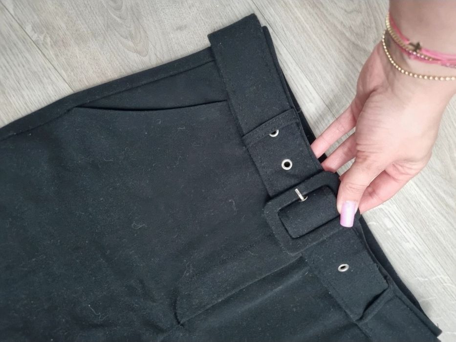 Pantaloni eleganți de damă